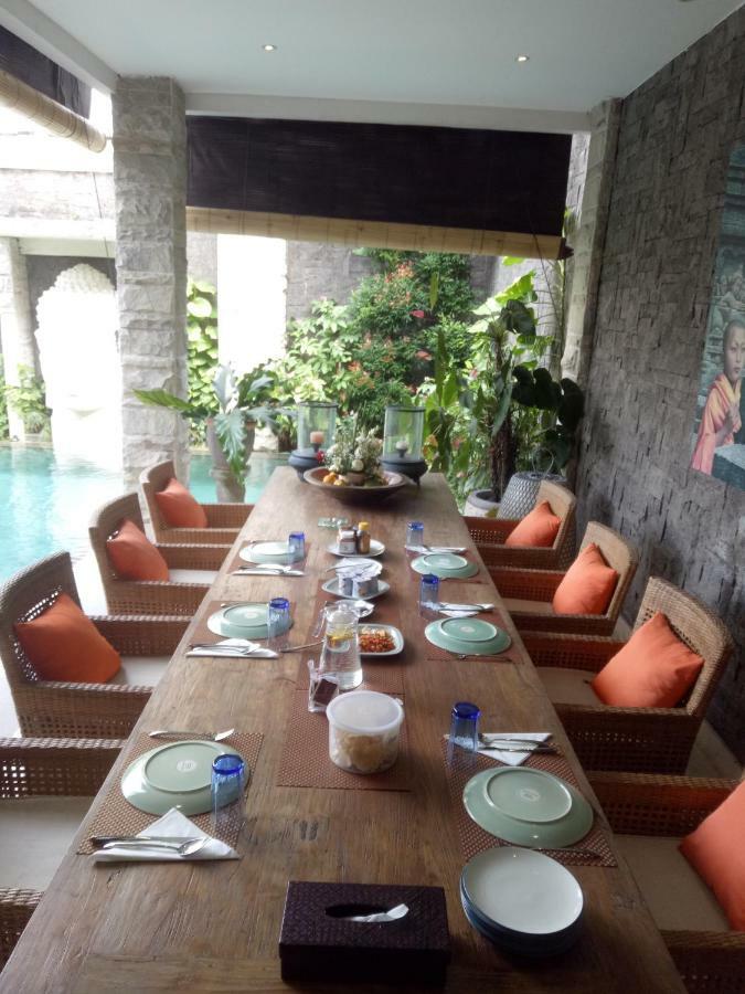 Puri Ratu Jimbaran Villa Exterior foto